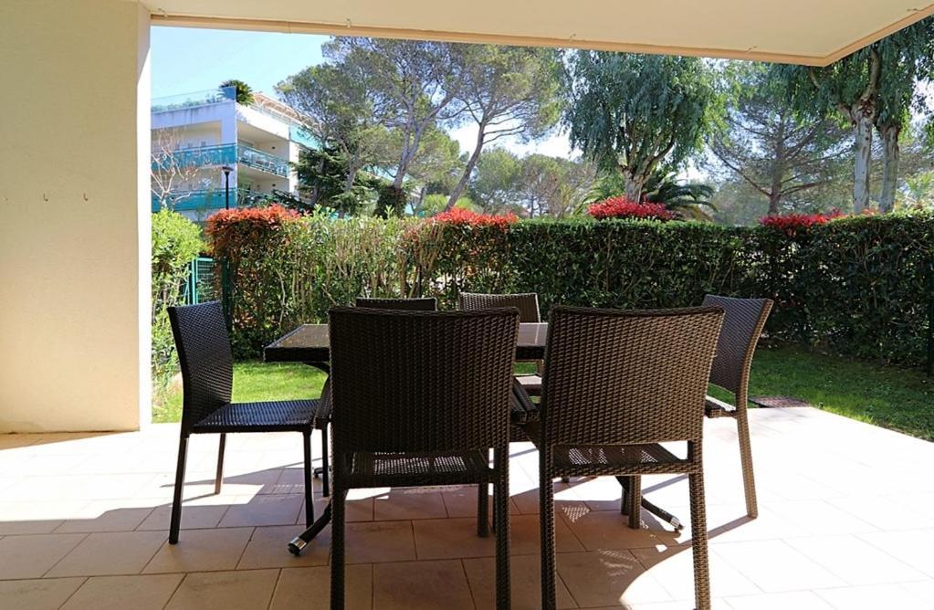 Saint-Raphael, Boulouris, F2 Dans Belle Residence 3 Piscines, Proche Bord De Mer 외부 사진