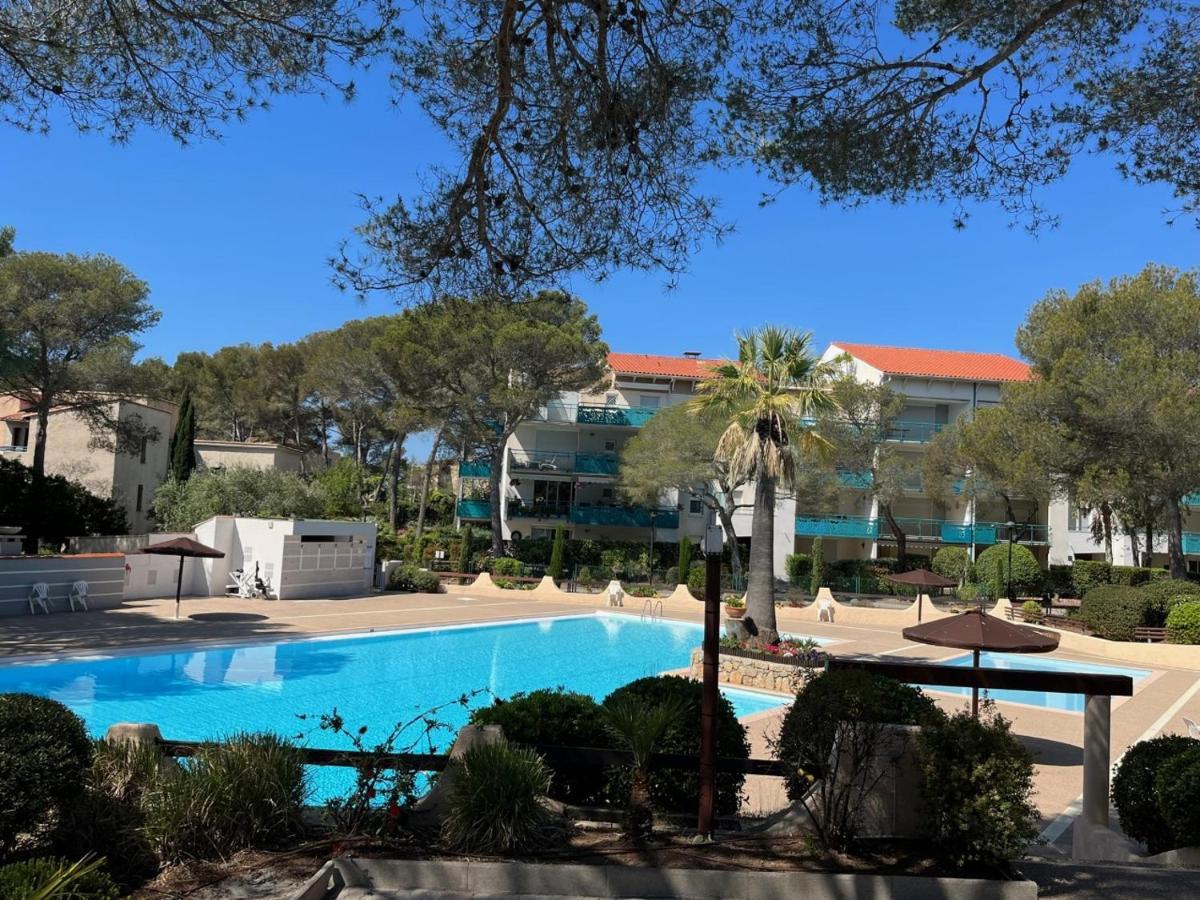 Saint-Raphael, Boulouris, F2 Dans Belle Residence 3 Piscines, Proche Bord De Mer 외부 사진