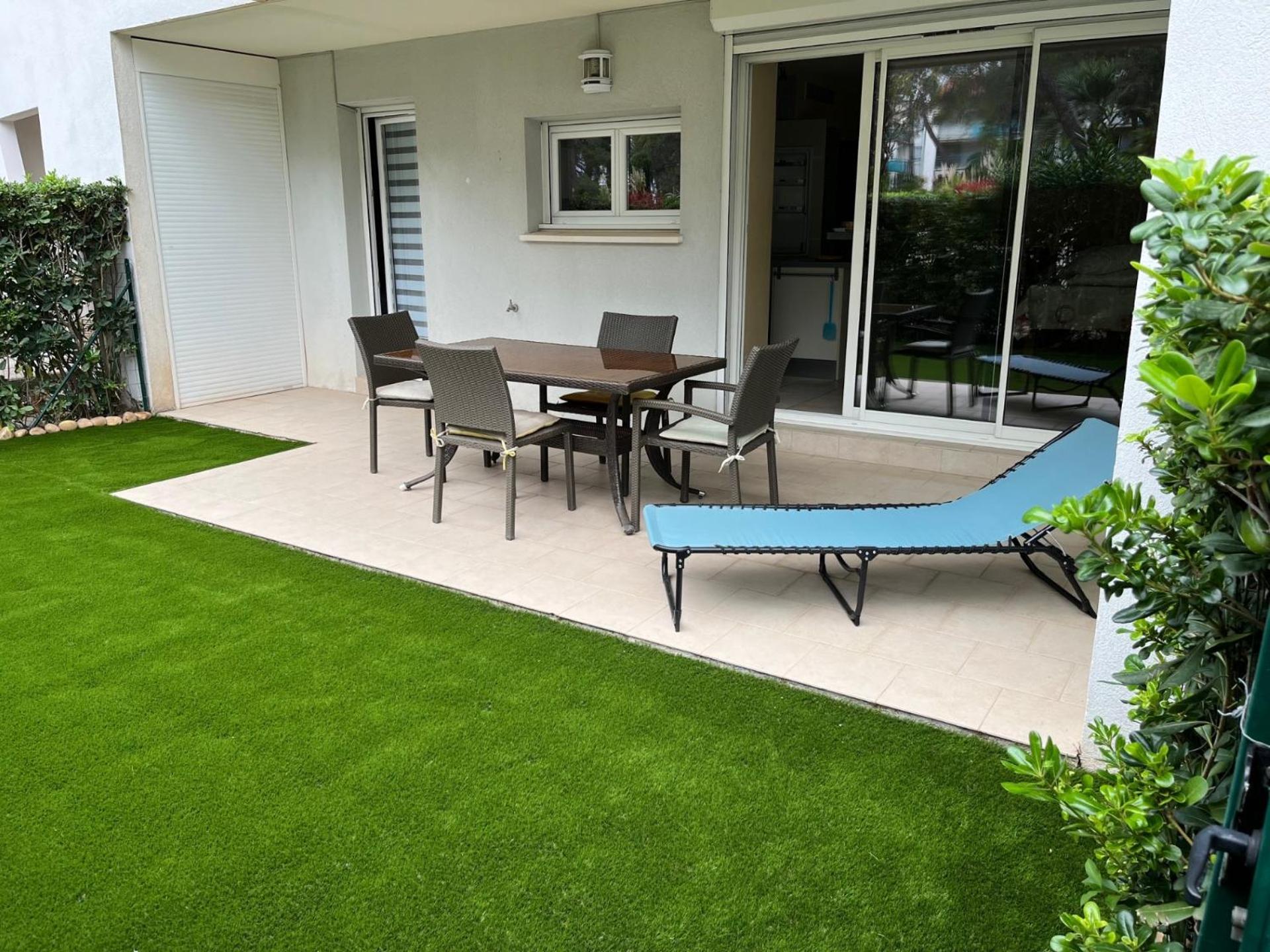 Saint-Raphael, Boulouris, F2 Dans Belle Residence 3 Piscines, Proche Bord De Mer 외부 사진